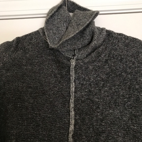 **PRICEDROP** ZARA Knit Fringe Poncho - Picture 4 of 6